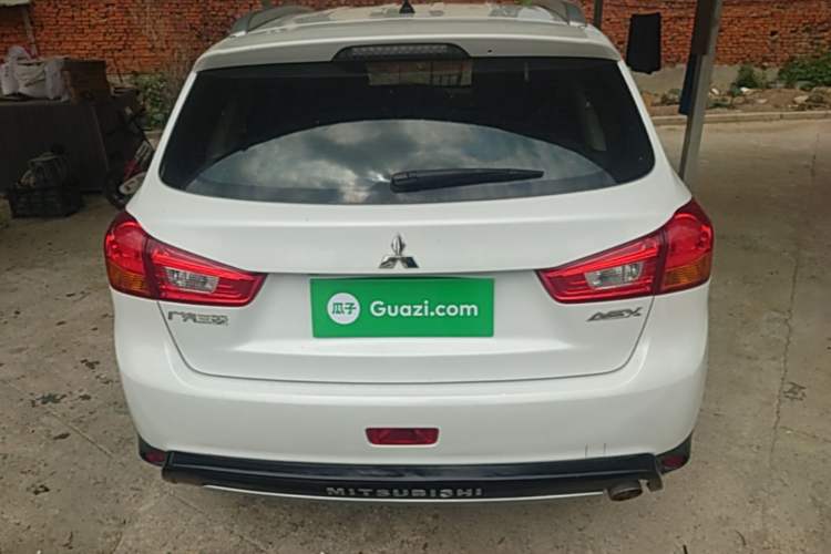 Used Mitsubishi ASX 2015 2.0L CVT Two-Wheel Drive Elite Edition Rear