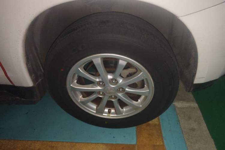 Used Mitsubishi ASX 2015 2.0L CVT Silk Road Commemorative Edition Right Front Wheel Hub