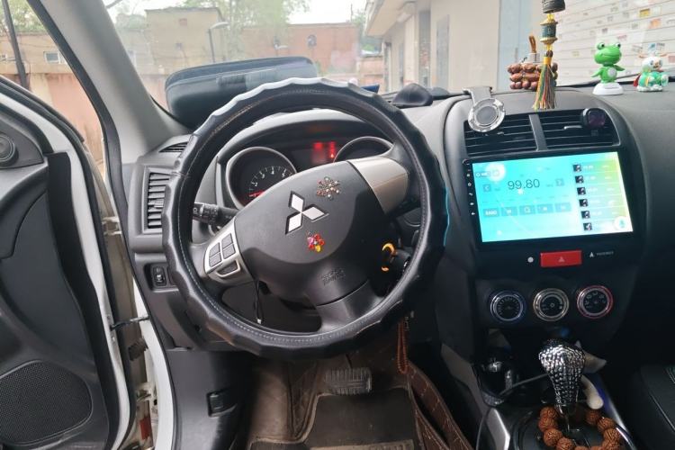Used Mitsubishi ASX 2015 2.0L CVT Silk Road Commemorative Edition Steering Wheel