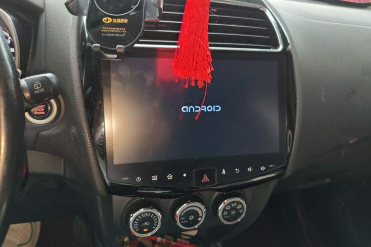 Used Mitsubishi ASX 2016 2.0L CVT Two-Wheel Drive Navigation Edition Audio And AC Panel
