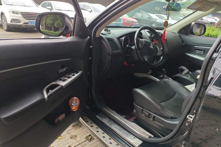Used Mitsubishi ASX 2016 2.0L CVT Two-Wheel Drive Navigation Edition Driver Seat