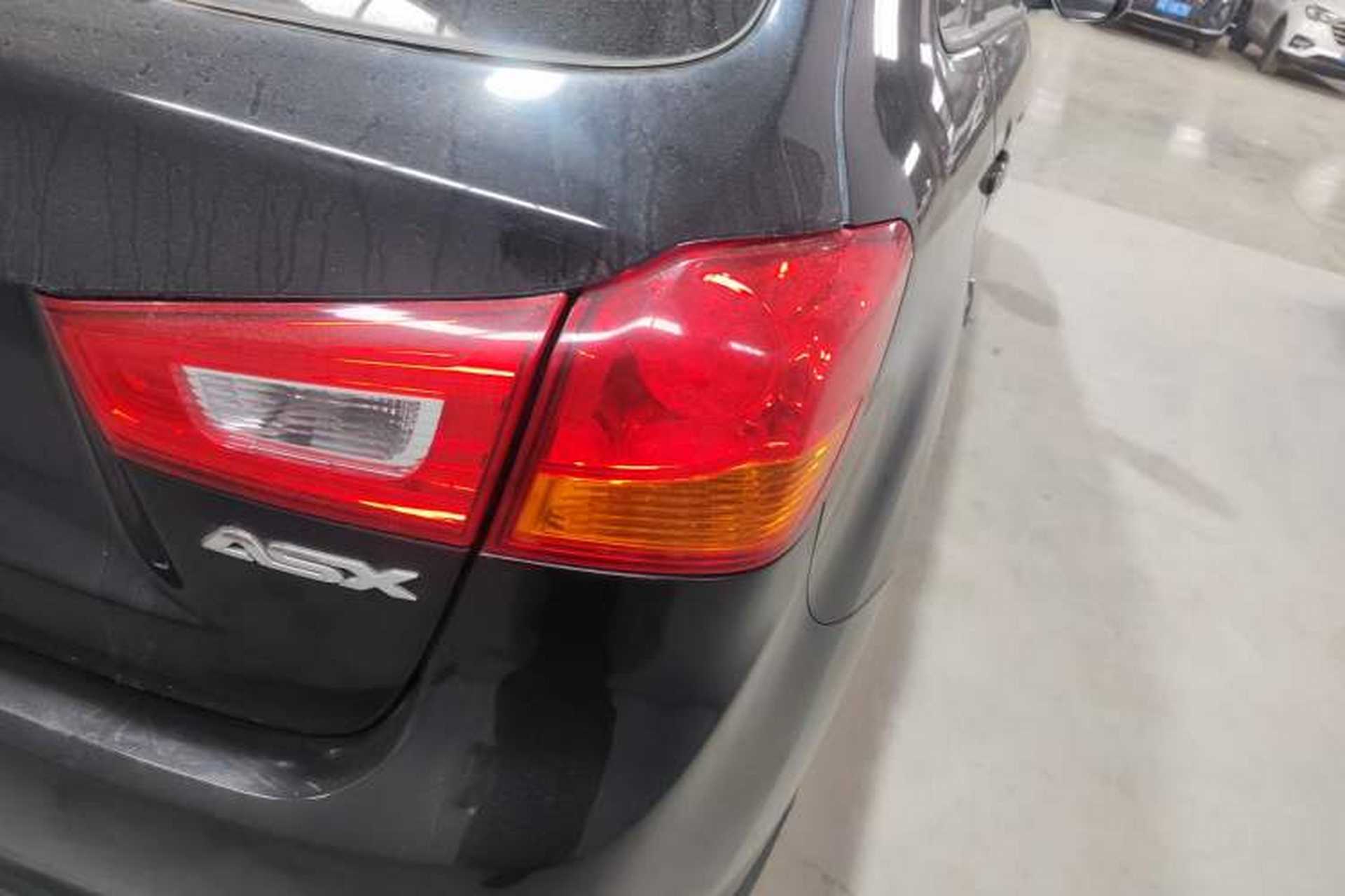 Used Mitsubishi ASX 2016 1.6L Manual Two-Wheel Drive Pioneer Edition Exterior 3
