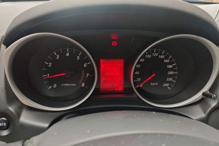 Used Mitsubishi ASX 2016 1.6L Manual Two-Wheel Drive Pioneer Edition Instrument Cluster