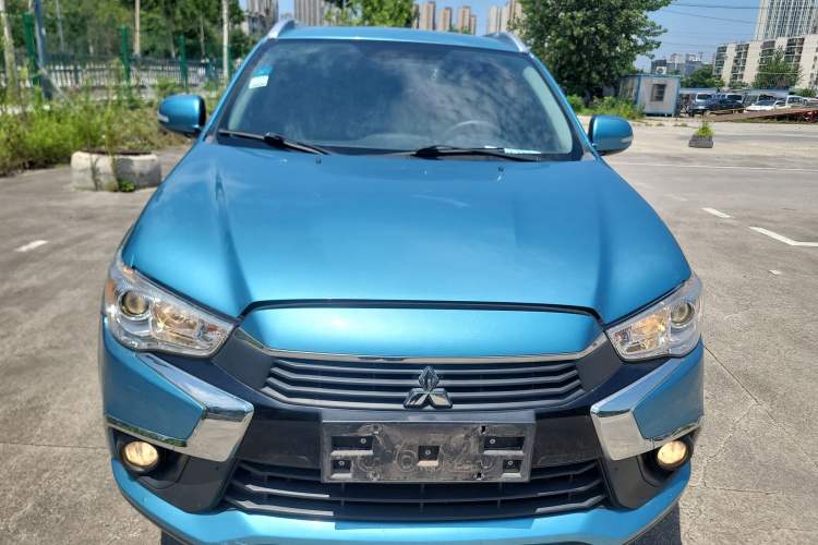 Used Mitsubishi ASX 2016 1.6L Manual Two-Wheel Drive Pioneer Edition Exterior 1