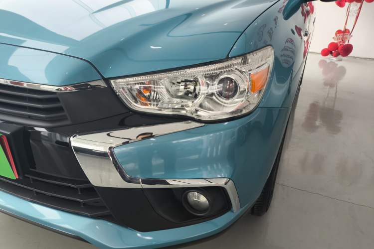 Used Mitsubishi ASX 2016 2.0L CVT Two-Wheel Drive Navigation Edition Left Front Headlight