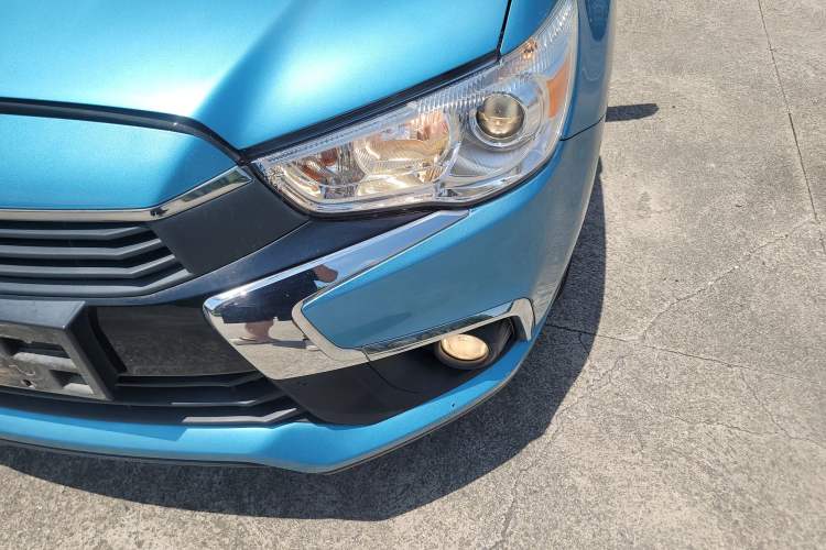 Used Mitsubishi ASX 2016 1.6L Manual Two-Wheel Drive Pioneer Edition Left Front Headlight