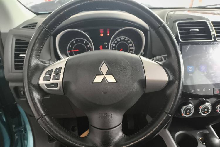 Used Mitsubishi ASX 2016 2.0L CVT Two-Wheel Drive Navigation Edition Steering Wheel
