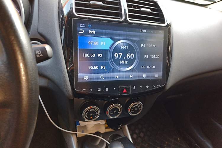 Used Mitsubishi ASX 2016 2.0L CVT Two-Wheel Drive Navigation Edition Audio And AC Panel