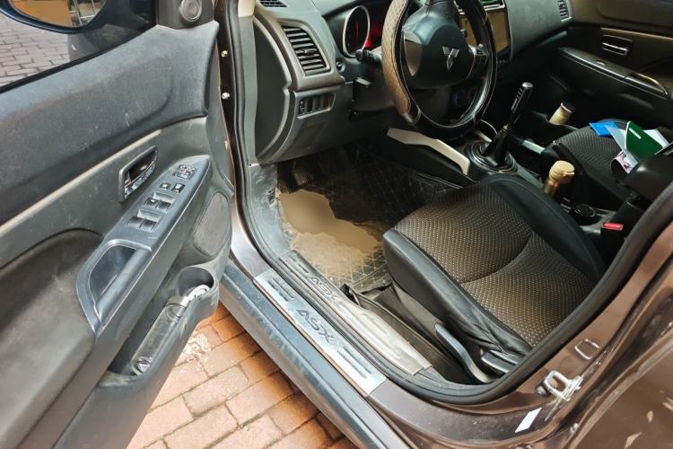 Used Mitsubishi ASX 2016 1.6L Manual Two-Wheel Drive Pioneer Edition Driver Seat