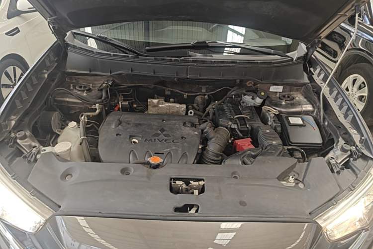 Used Mitsubishi ASX 2016 2.0L CVT Two-Wheel Drive Navigation Edition Engine Bay