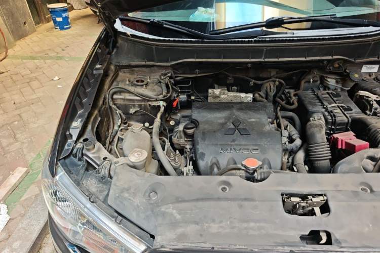 Used Mitsubishi ASX 2016 1.6L Manual Two-Wheel Drive Pioneer Edition Engine Bay Right