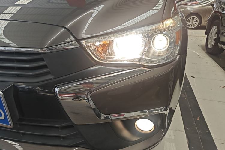 Used Mitsubishi ASX 2016 2.0L CVT Two-Wheel Drive Navigation Edition Left Front Headlight