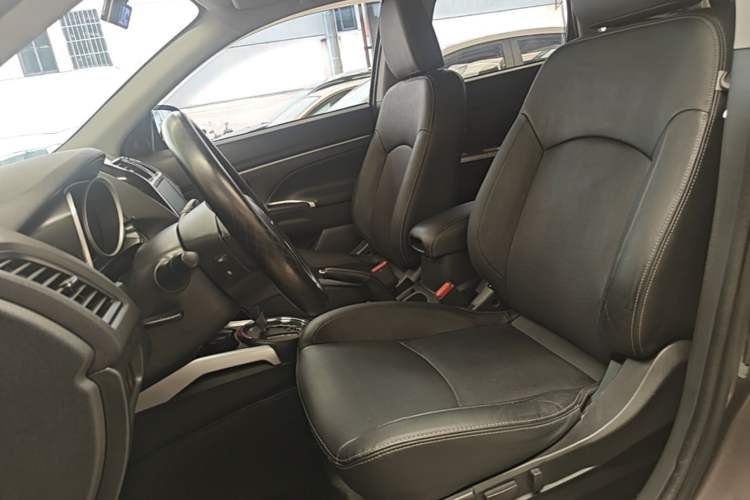 Used Mitsubishi ASX 2016 2.0L CVT Two-Wheel Drive Navigation Edition Left Front Seat