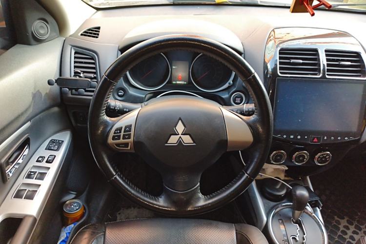 Used Mitsubishi ASX 2016 2.0L CVT Two-Wheel Drive Navigation Edition Steering Wheel