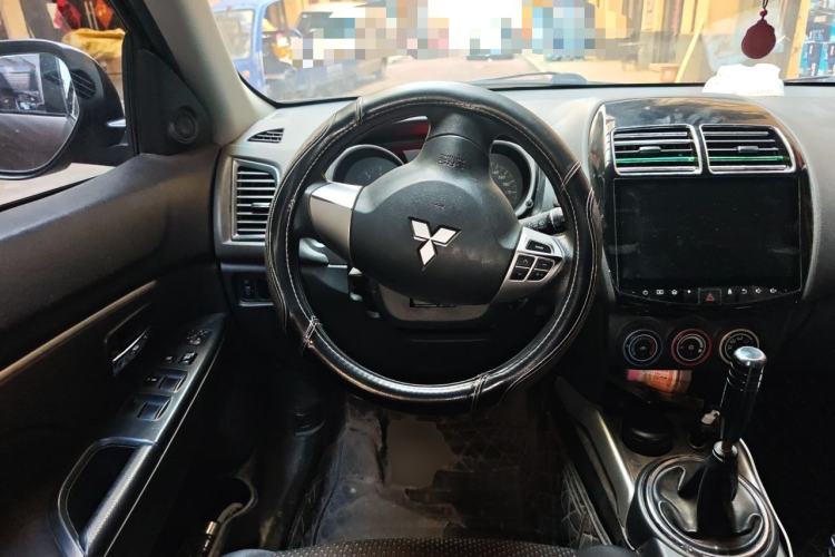 Used Mitsubishi ASX 2016 1.6L Manual Two-Wheel Drive Pioneer Edition Steering Wheel