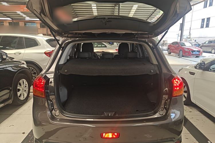 Used Mitsubishi ASX 2016 2.0L CVT Two-Wheel Drive Navigation Edition Trunk