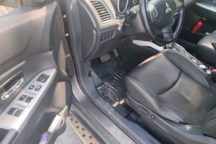 Used Mitsubishi ASX 2016 2.0L CVT Two-Wheel Drive Navigation Edition Driver Seat