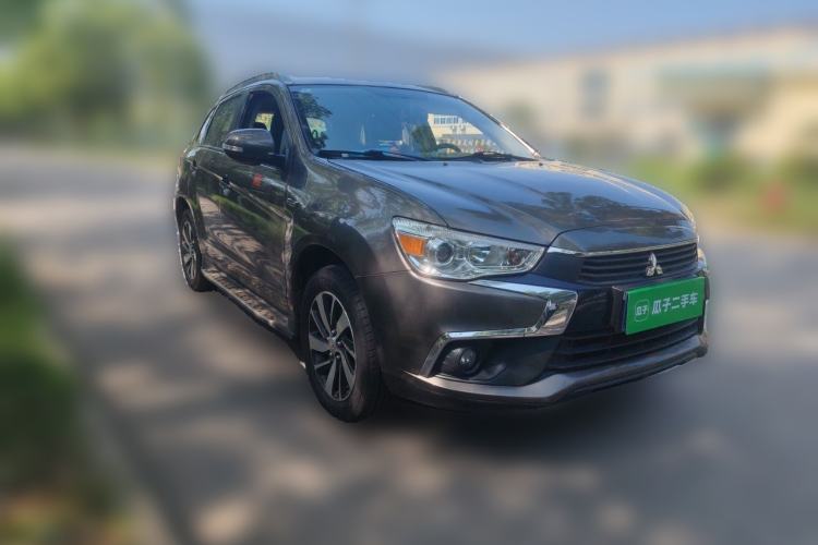 Used Mitsubishi ASX 2016 2.0L CVT Two-Wheel Drive Navigation Edition Front Right 45 Deg