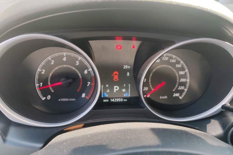 Used Mitsubishi ASX 2016 2.0L CVT Two-Wheel Drive Navigation Edition Instrument Cluster