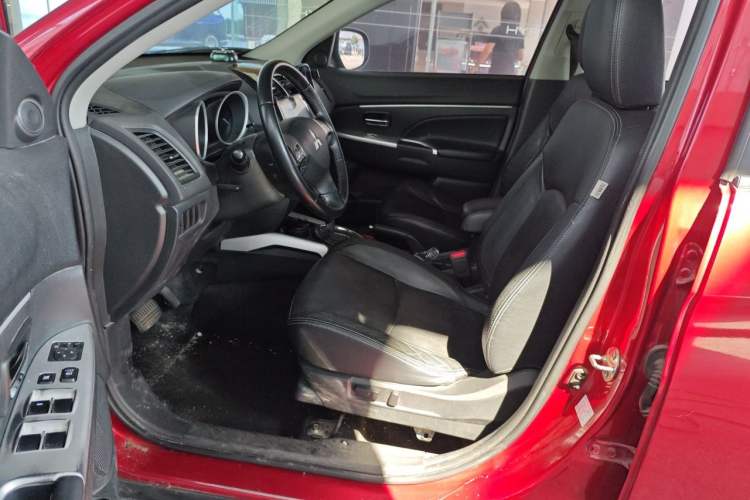Used Mitsubishi ASX 2016 2.0L CVT Two-Wheel Drive Navigation Edition Driver Seat