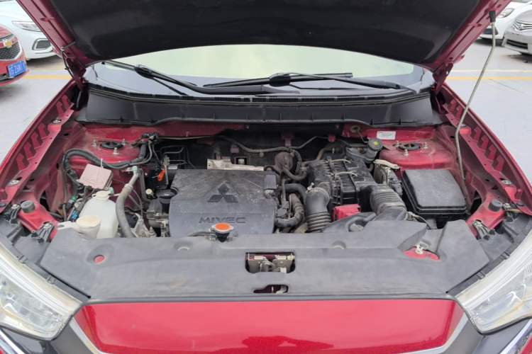 Used Mitsubishi ASX 2016 1.6L Manual Two-Wheel Drive Pioneer Edition Engine Bay