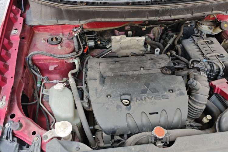 Used Mitsubishi ASX 2016 2.0L CVT Two-Wheel Drive Navigation Edition Engine Bay Right