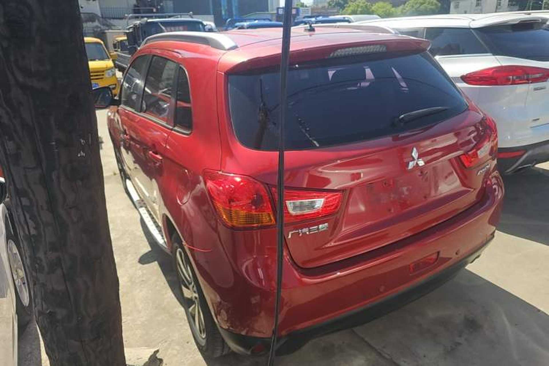 Used Mitsubishi ASX 2016 2.0L CVT Two-Wheel Drive Navigation Edition Exterior 2