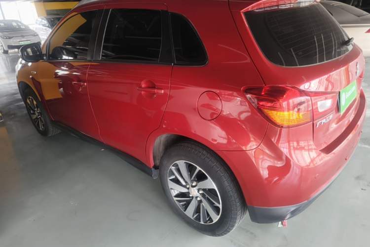 Used Mitsubishi ASX 2016 2.0L CVT Two-Wheel Drive Navigation Edition Exterior 2