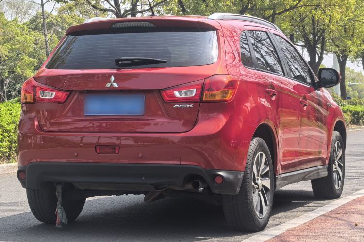 Used Mitsubishi ASX 2016 2.0L CVT Two-Wheel Drive Navigation Edition Exterior 3
