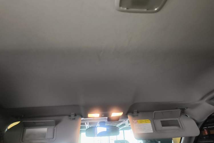 Used Mitsubishi ASX 2016 2.0L CVT Two-Wheel Drive Navigation Edition Headliner