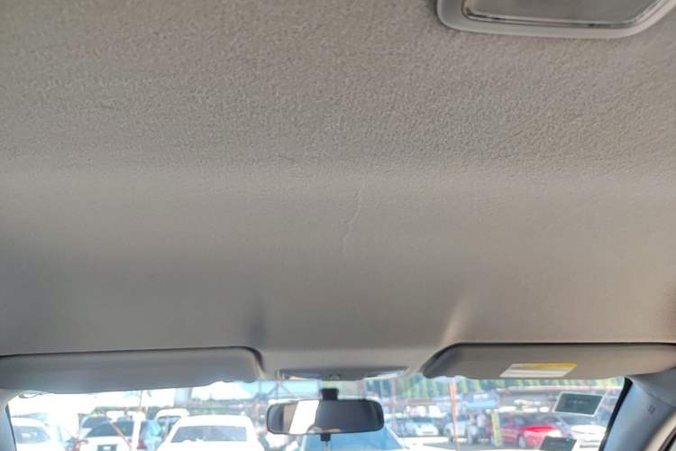 Used Mitsubishi ASX 2016 2.0L CVT Two-Wheel Drive Navigation Edition Headliner