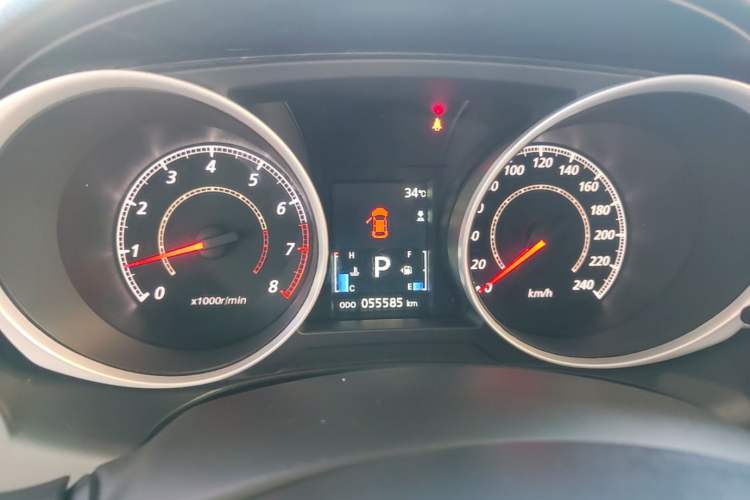 Used Mitsubishi ASX 2016 2.0L CVT Two-Wheel Drive Navigation Edition Instrument Cluster