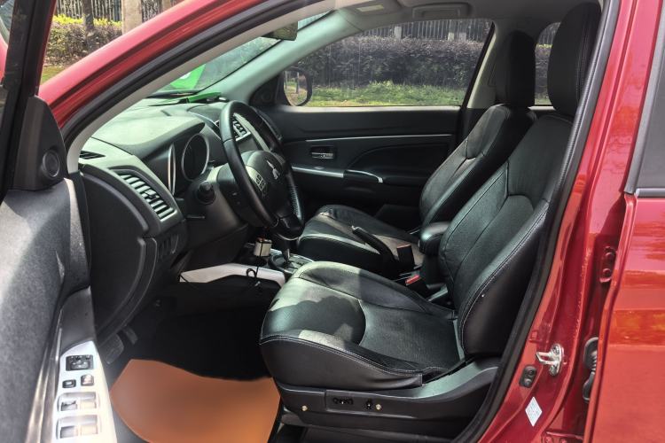Used Mitsubishi ASX 2016 2.0L CVT Two-Wheel Drive Navigation Edition Interior 1