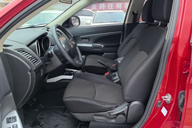 Used Mitsubishi ASX 2016 1.6L Manual Two-Wheel Drive Pioneer Edition Left Front Seat
