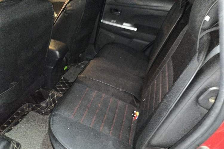Used Mitsubishi ASX 2016 2.0L CVT Two-Wheel Drive Excellence Edition Left Rear Seat