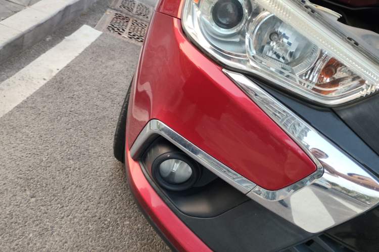 Used Mitsubishi ASX 2016 2.0L CVT Two-Wheel Drive Navigation Edition Right Front Headlight