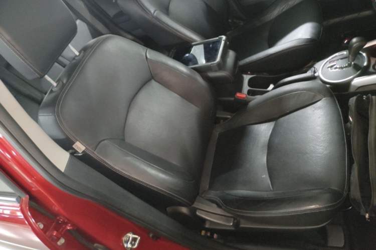 Used Mitsubishi ASX 2016 2.0L CVT Two-Wheel Drive Navigation Edition Right Front Seat