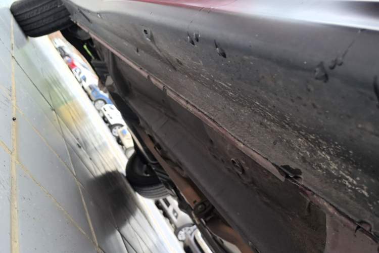 Used Mitsubishi ASX 2016 1.6L Manual Two-Wheel Drive Pioneer Edition Right Side Sill