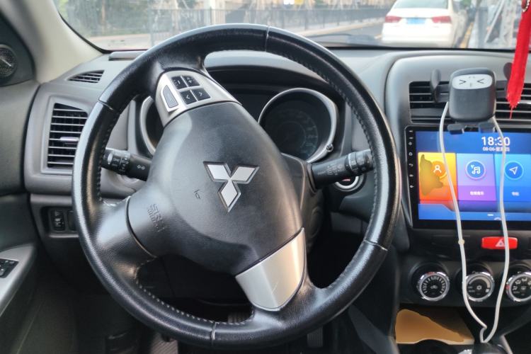 Used Mitsubishi ASX 2016 2.0L CVT Two-Wheel Drive Navigation Edition Steering Wheel