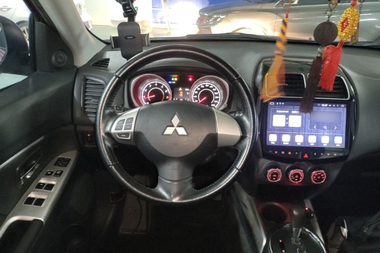 Used Mitsubishi ASX 2016 2.0L CVT Two-Wheel Drive Navigation Edition Steering Wheel