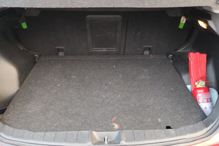 Used Mitsubishi ASX 2016 2.0L CVT Two-Wheel Drive Navigation Edition Trunk