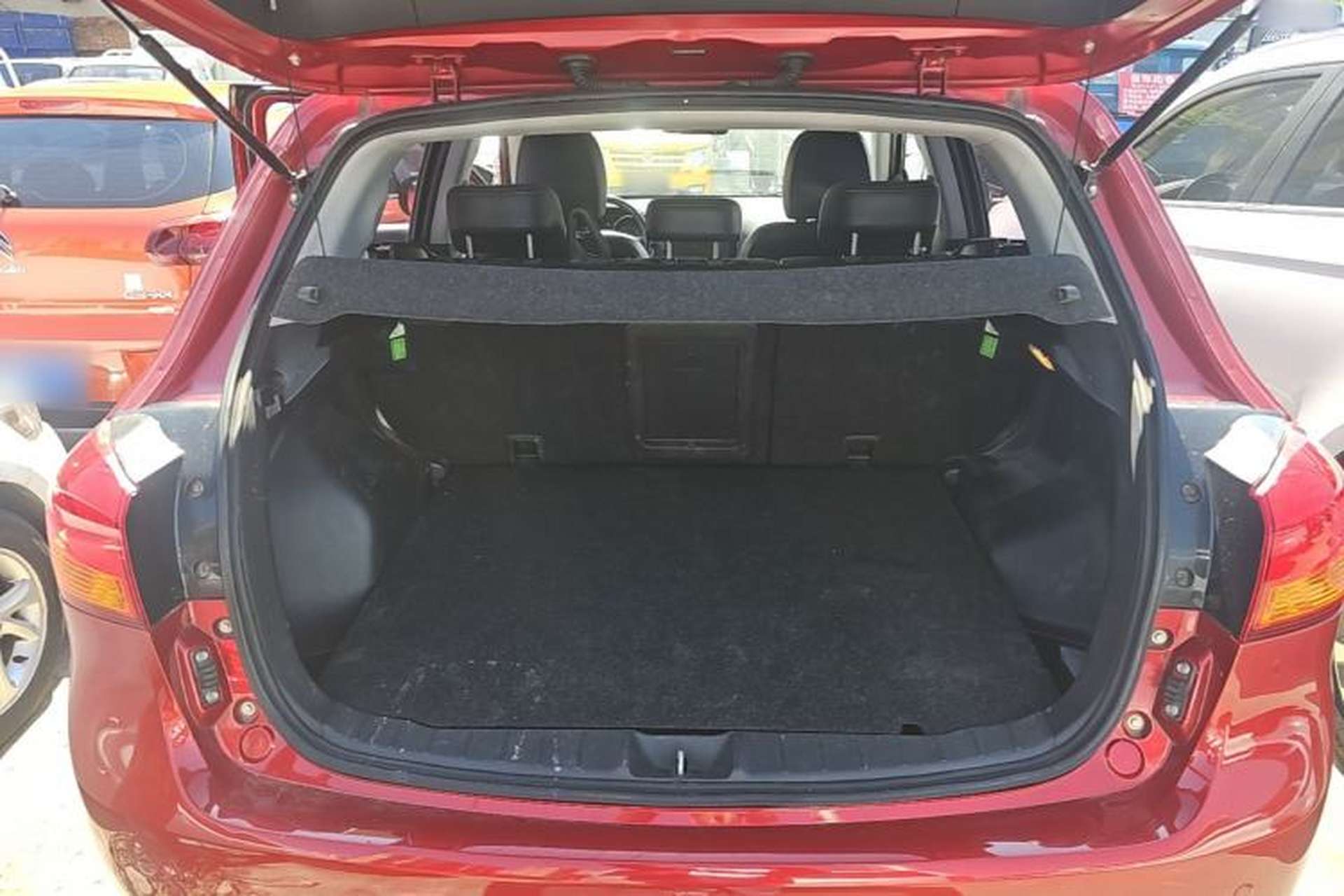 Used Mitsubishi ASX 2016 2.0L CVT Two-Wheel Drive Navigation Edition Trunk