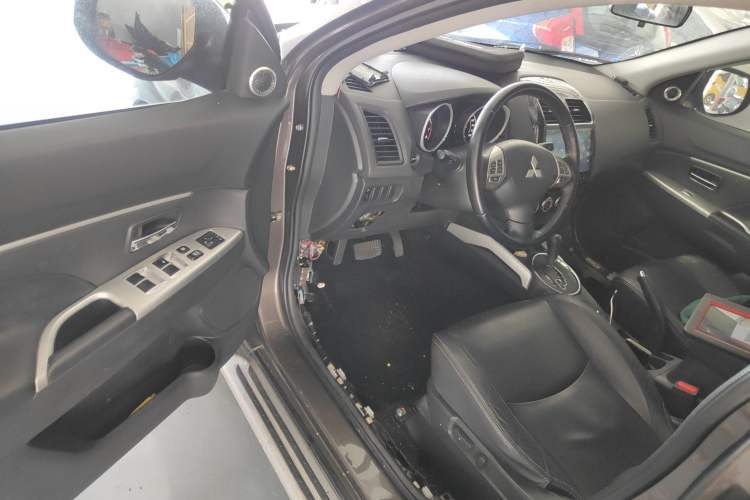 Used Mitsubishi ASX 2016 2.0L CVT Two-Wheel Drive Navigation Edition Driver Seat