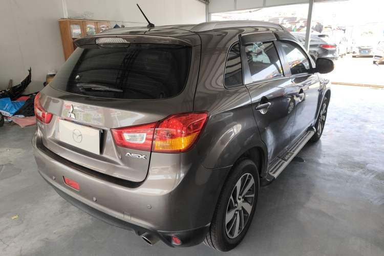 Used Mitsubishi ASX 2016 2.0L CVT Two-Wheel Drive Navigation Edition Rear Right 45 Deg