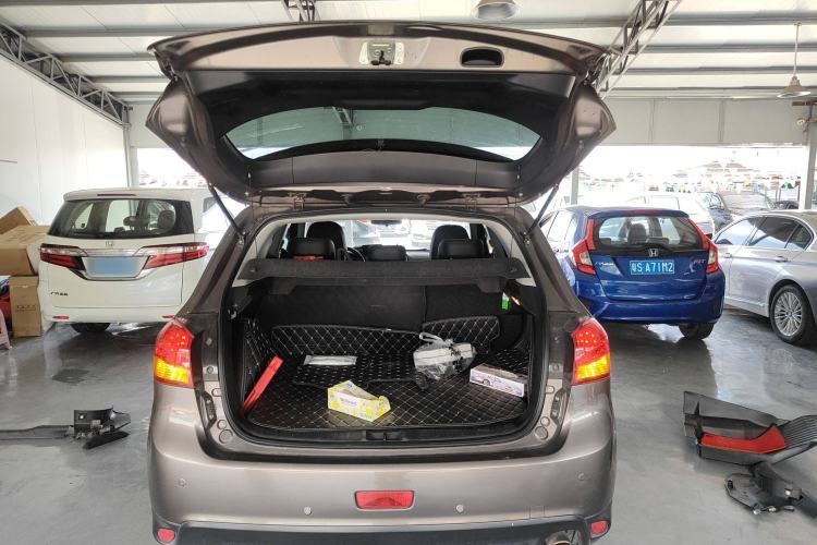 Used Mitsubishi ASX 2016 2.0L CVT Two-Wheel Drive Navigation Edition Trunk