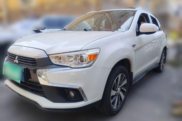 Used Mitsubishi ASX 2016 2.0L CVT Two-Wheel Drive Navigation Edition Guazi used car, China used car export, Used car for sale, Used Mitsubishi cars, Cheapest cars for sale