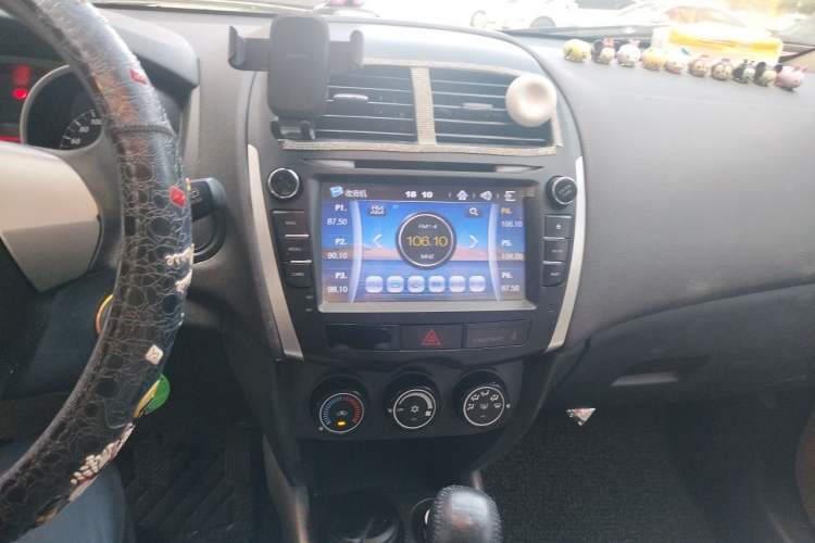 Used Mitsubishi ASX 2016 1.6L Manual Two-Wheel Drive Entry Version Audio And AC Panel
