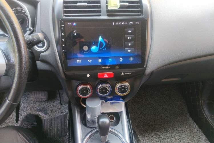 Used Mitsubishi ASX 2016 2.0L CVT Two-Wheel Drive Navigation Edition Audio And AC Panel