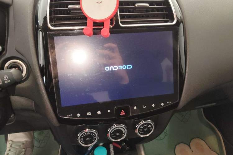 Used Mitsubishi ASX 2016 2.0L CVT Two-Wheel Drive Navigation Edition Audio And AC Panel