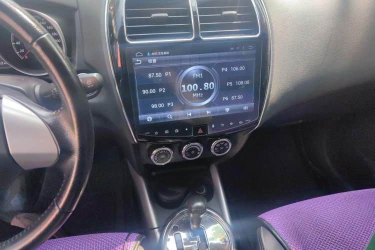 Used Mitsubishi ASX 2016 2.0L CVT Two-Wheel Drive Navigation Edition Audio And AC Panel